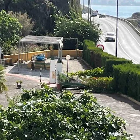Apartamento A Pie De Playa * Málaga